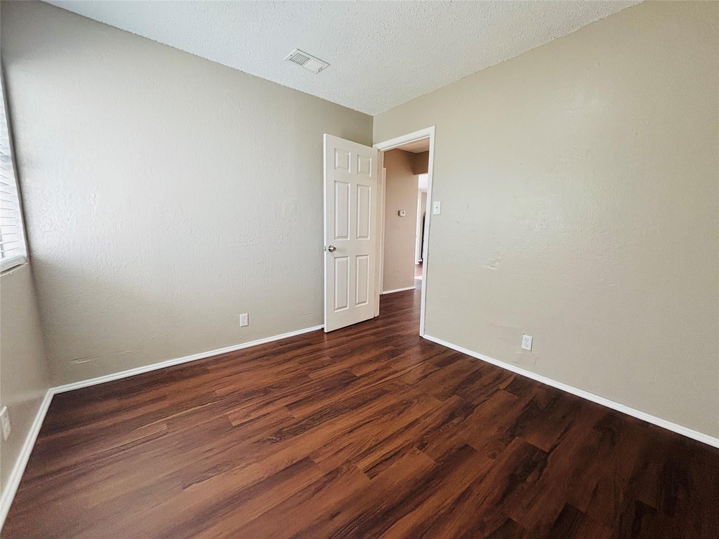 10211 Brownie Dr - Photo 10