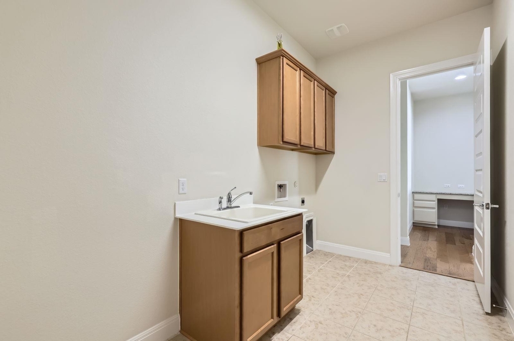 10107 Ida Grove Ln - Photo 24