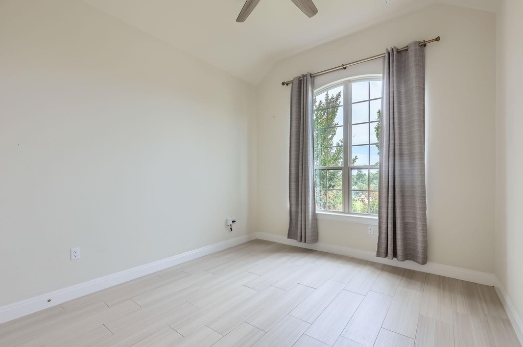 10107 Ida Grove Ln - Photo 14