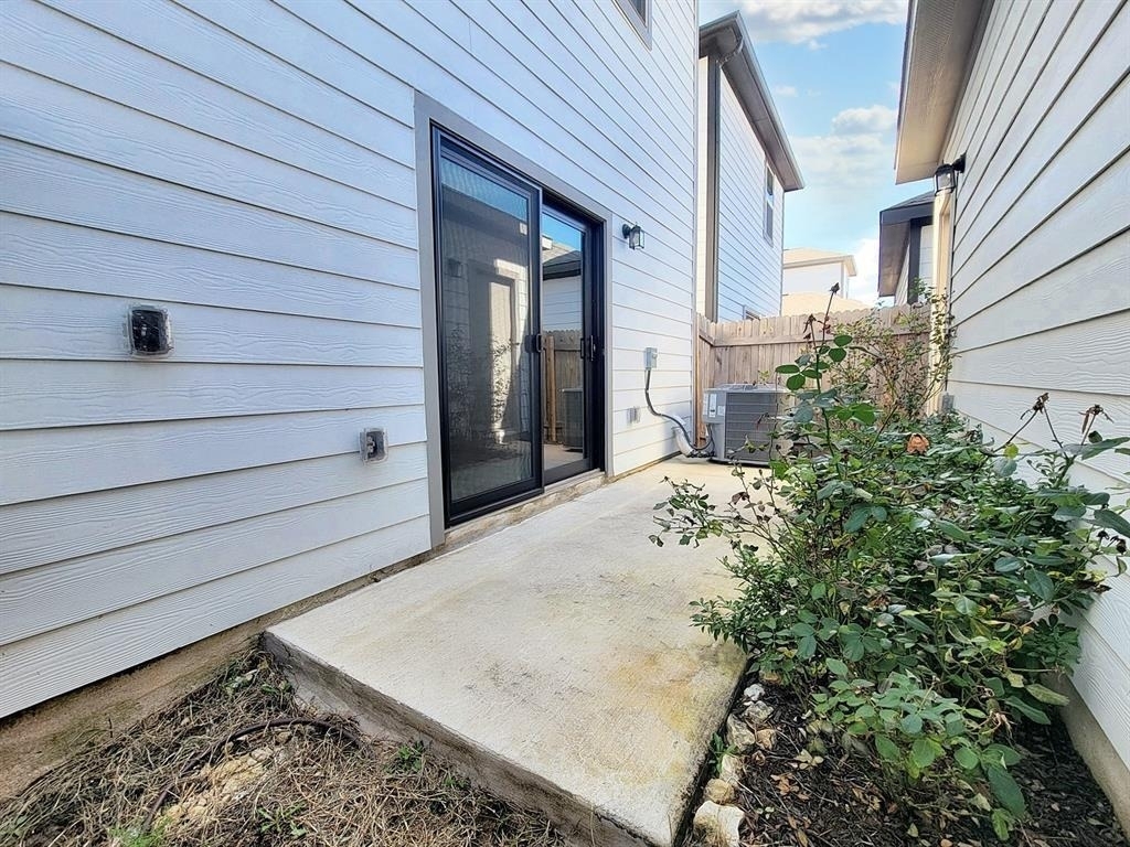 2044 Arendale Dr - Photo 14