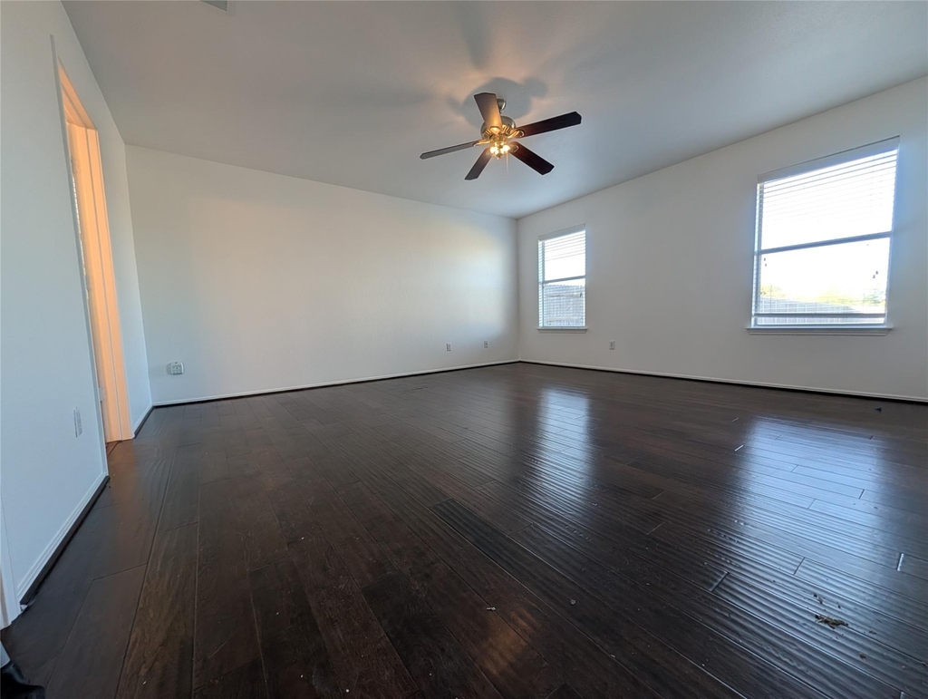 5521 Adair Dr - Photo 5