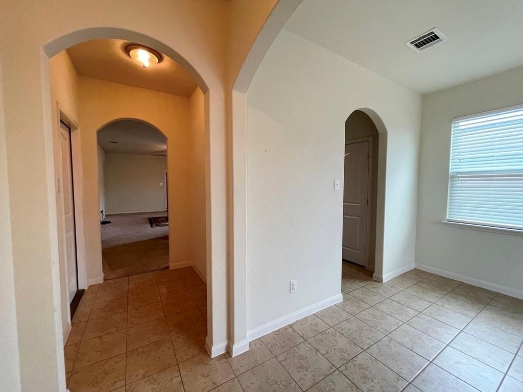 408 Farmer Ln - Photo 4