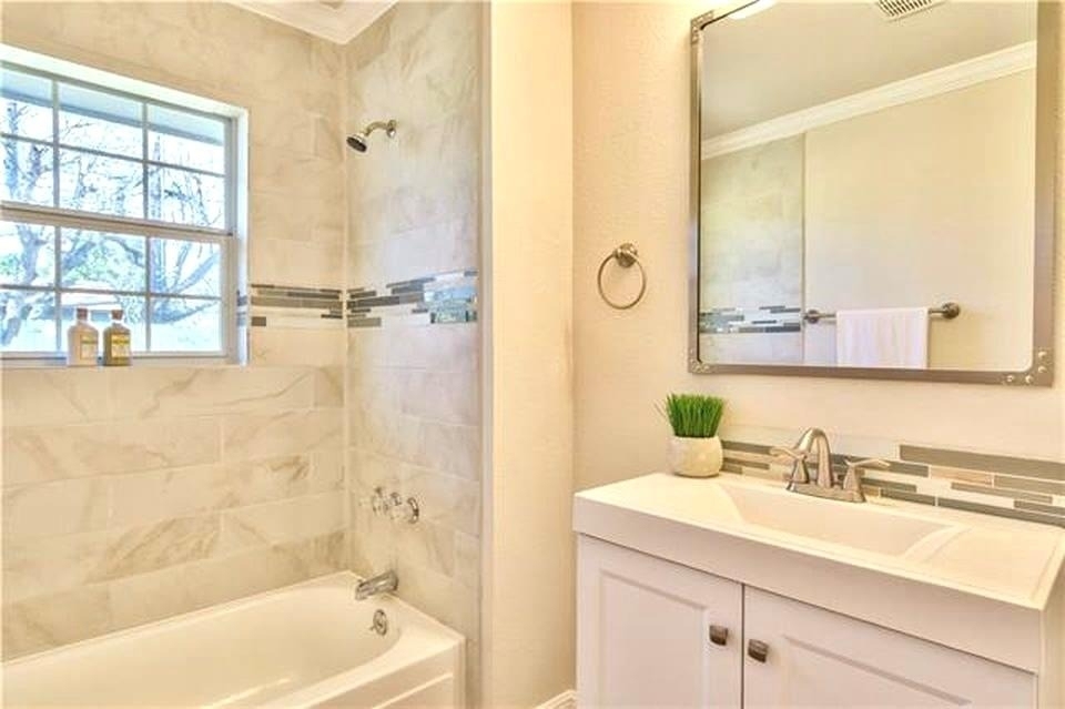 12504 Limerick Ave - Photo 13