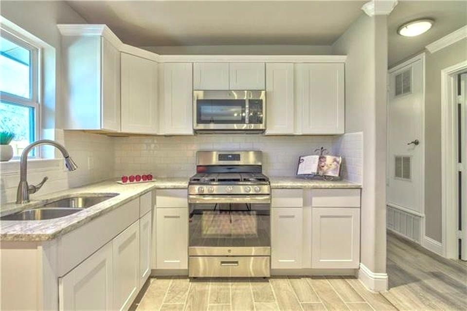 12504 Limerick Ave - Photo 10