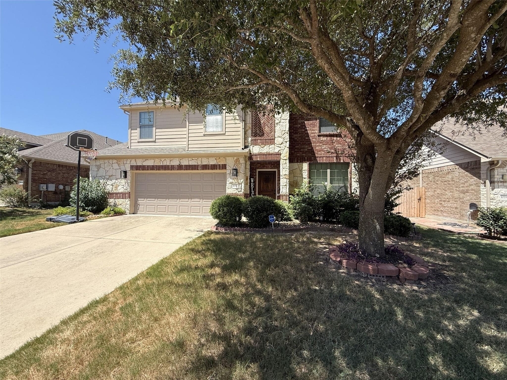 1032 Dyer Crossing Way - Photo 1
