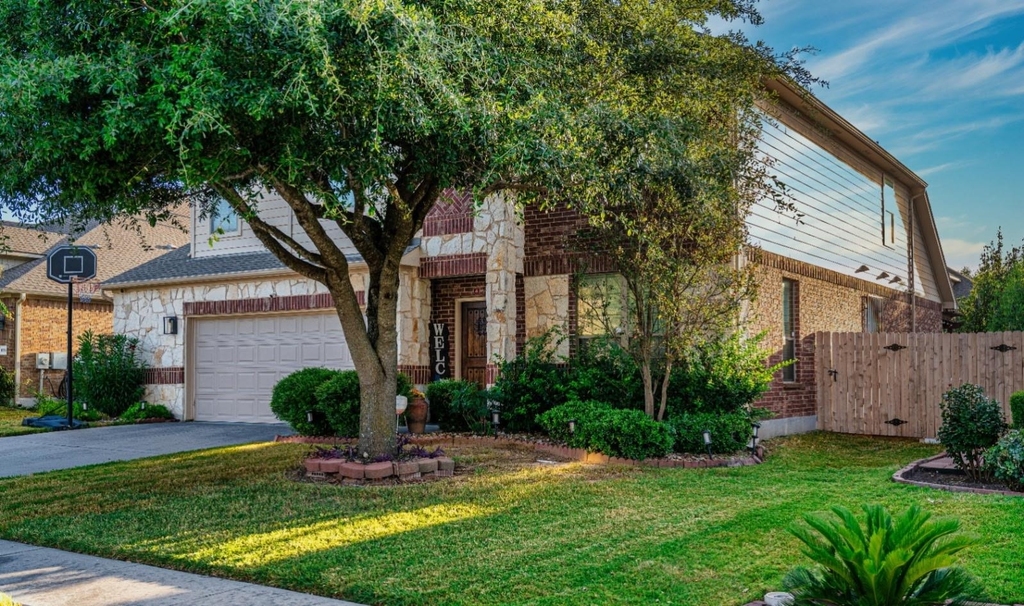1032 Dyer Crossing Way - Photo 0