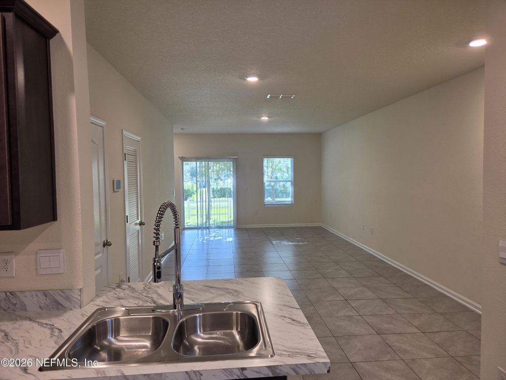 7625 Legacy Trail - Photo 6