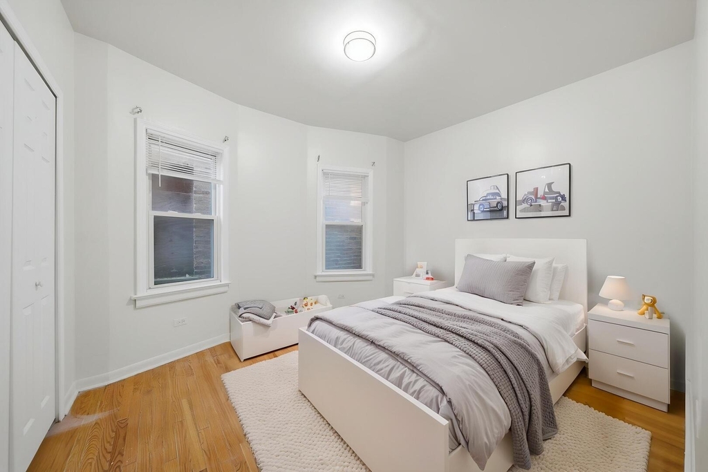 1915 Asbury Avenue - Photo 5
