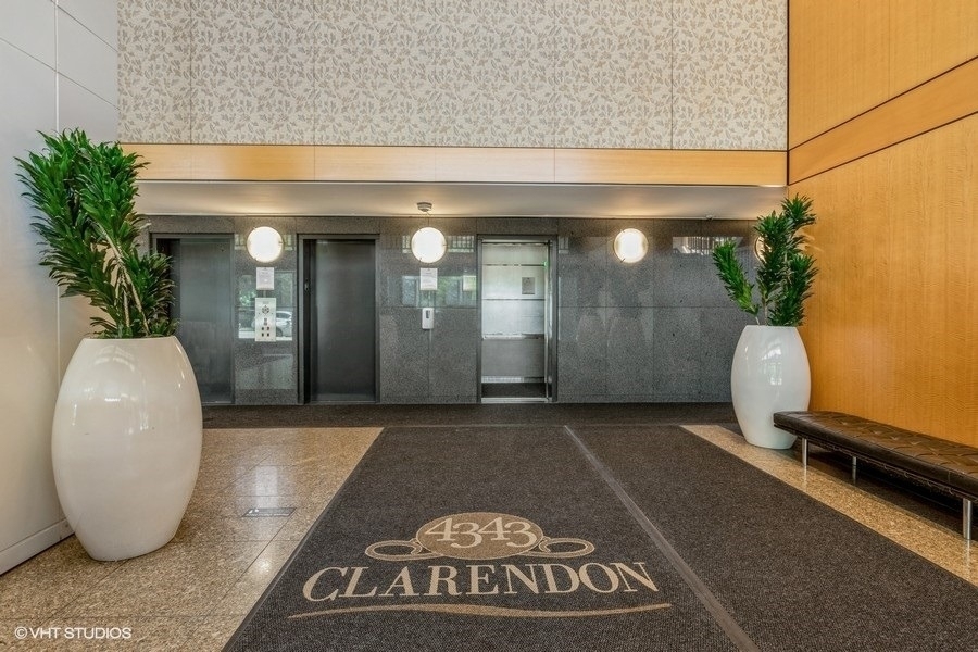 4343 N Clarendon Avenue - Photo 10
