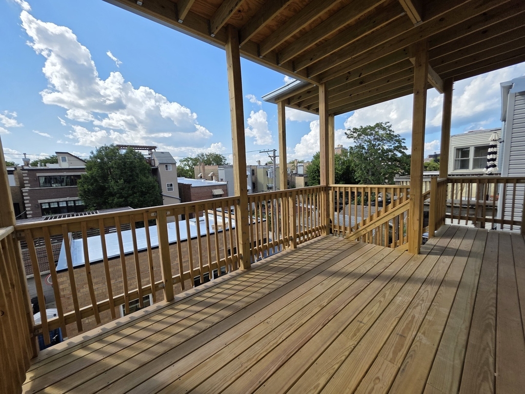 3726 N Racine Avenue - Photo 1