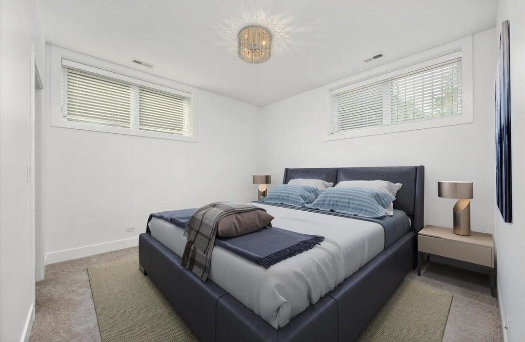 2505 W Potomac Avenue - Photo 10