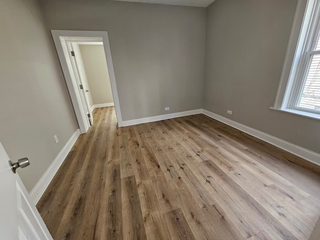 11320 S Edbrooke Avenue - Photo 12