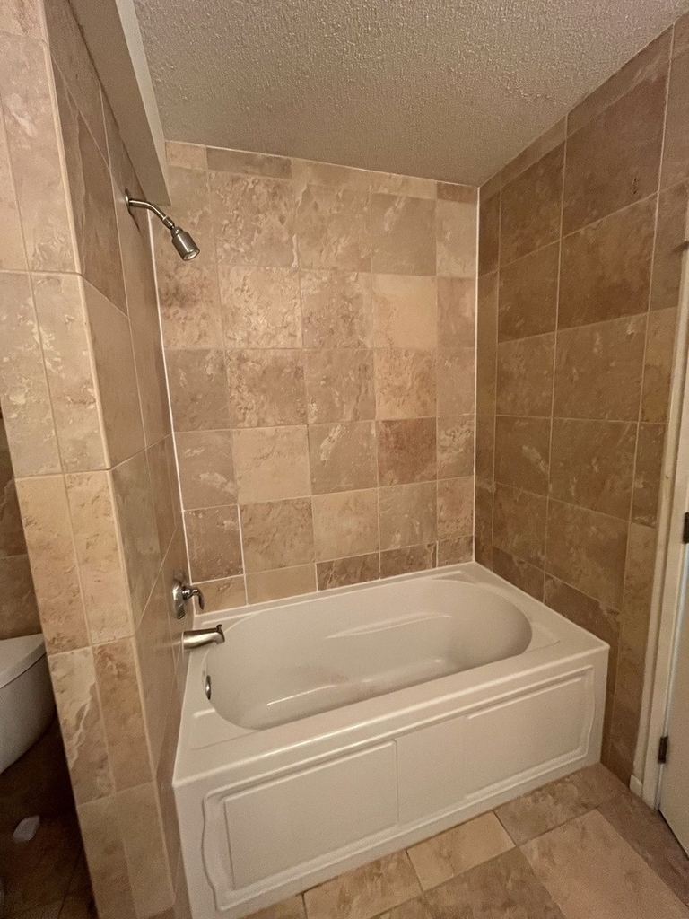 9725 Woods Drive - Photo 12