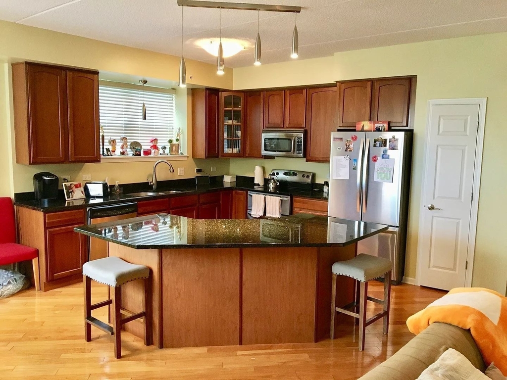 77 N Quentin Road - Photo 3