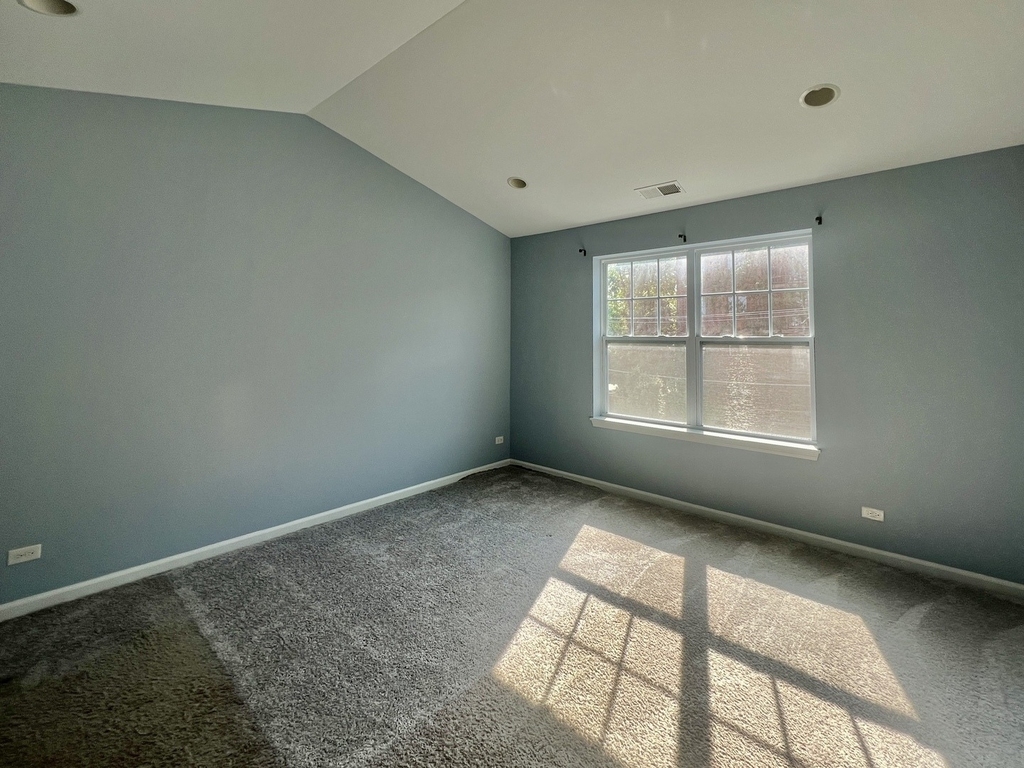 828 Center Street - Photo 11