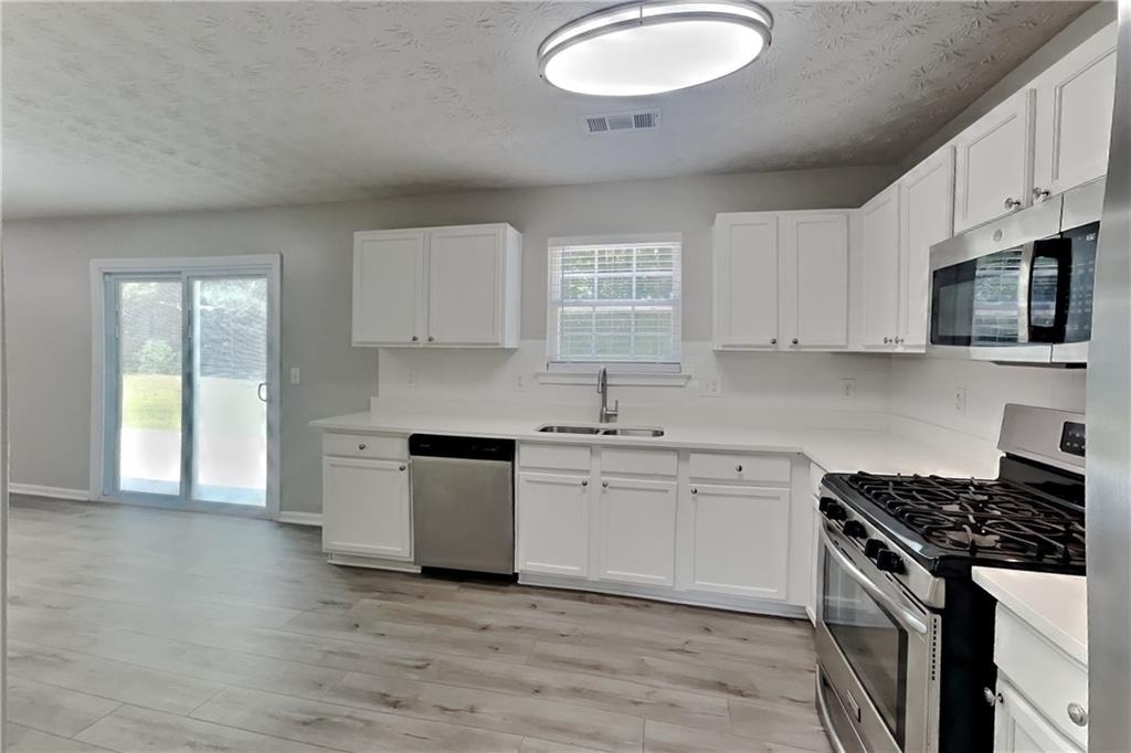 3279 Deer Valley Drive Nw - Photo 3