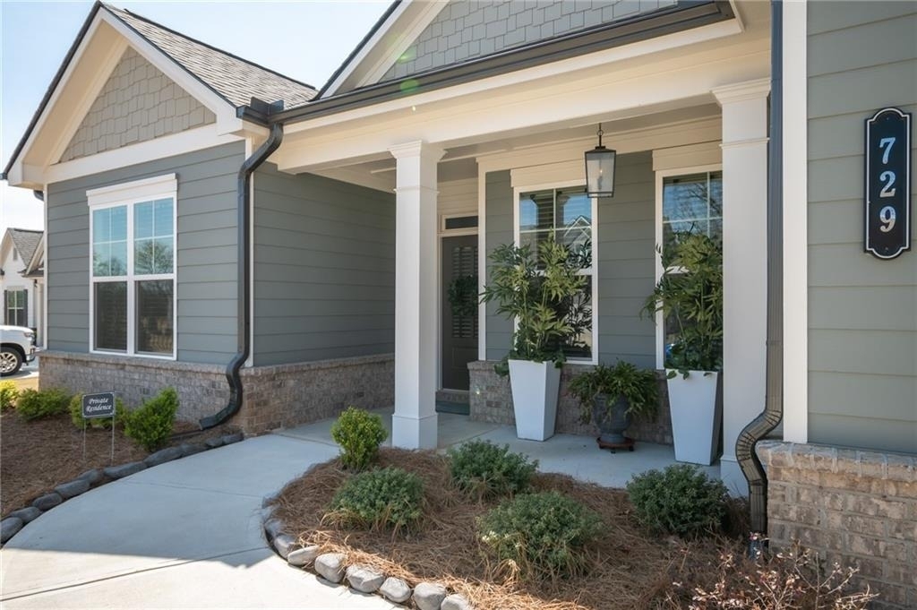 729 Glenside Drive - Photo 2