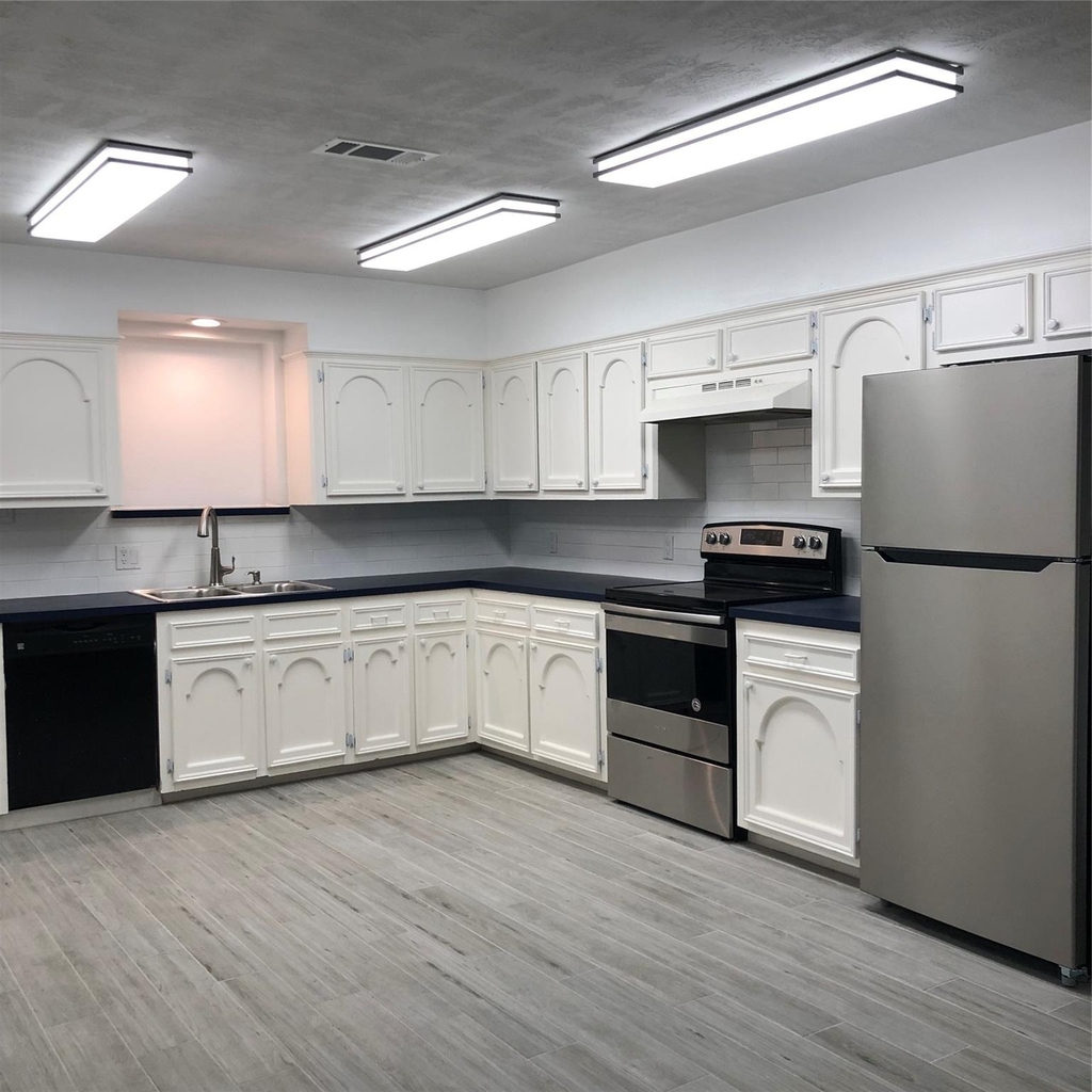 4236 Ruskin Street - Photo 4