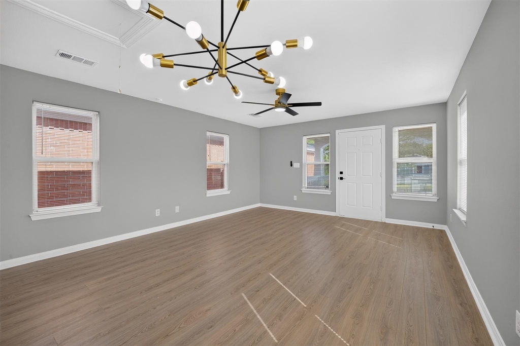 2917 Avenue M - Photo 32