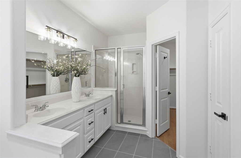 1110 Birdsall Street - Photo 18