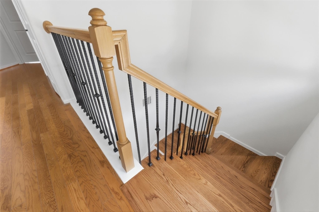 1110 Birdsall Street - Photo 15