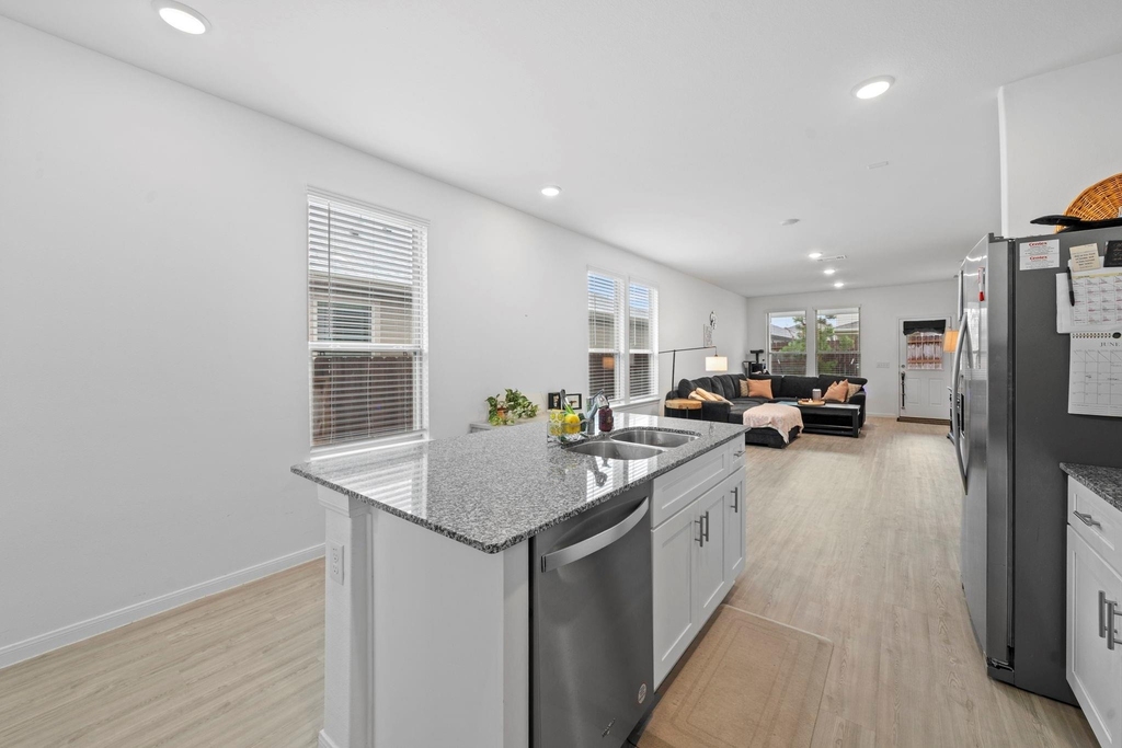 334 Maple Bark Trail - Photo 3