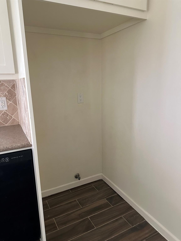 11719 Scottsdale Drive - Photo 7