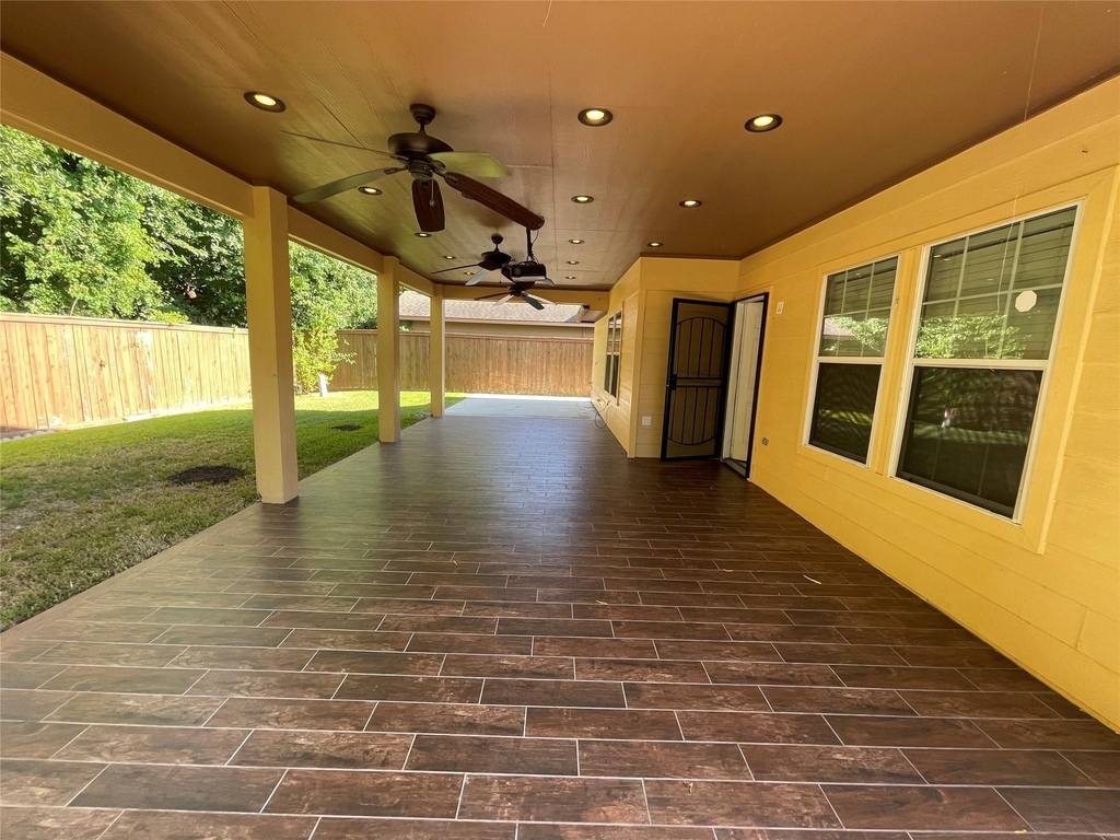 9715 Raul Hector Drive - Photo 18