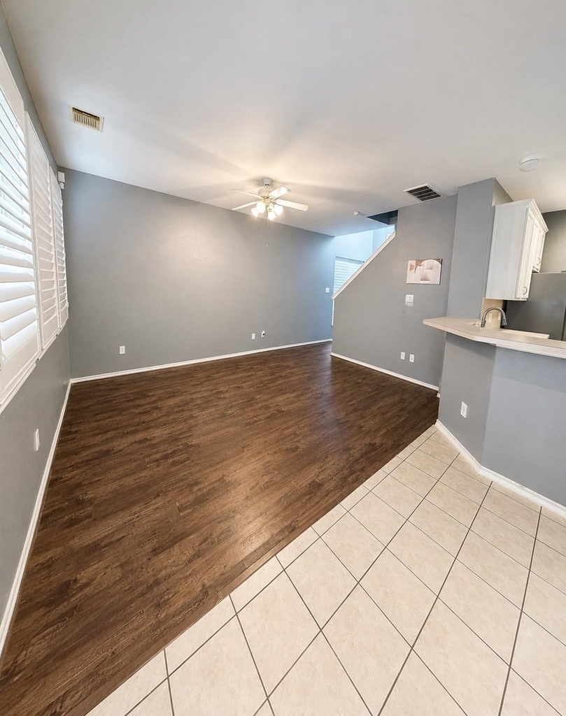 16619 Newglen Lane - Photo 2
