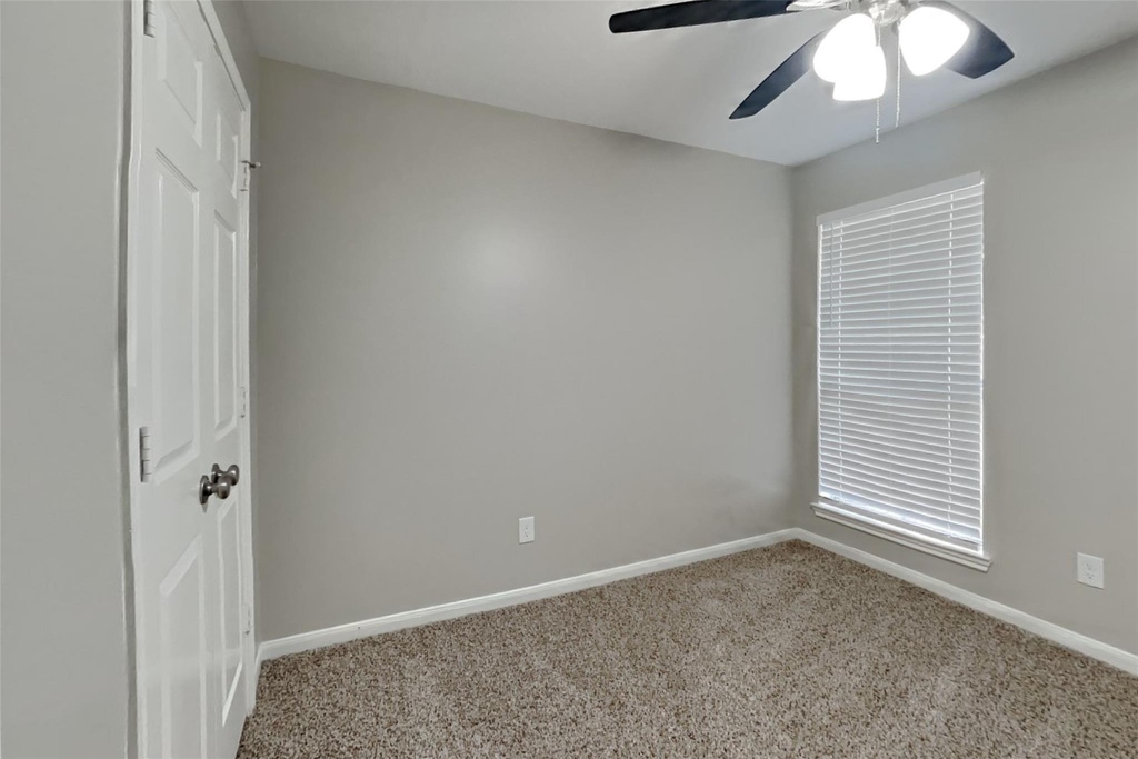 7219 Bethany Bay Drive - Photo 11