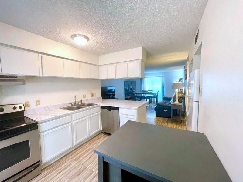 1901 S Voss Road - Photo 7