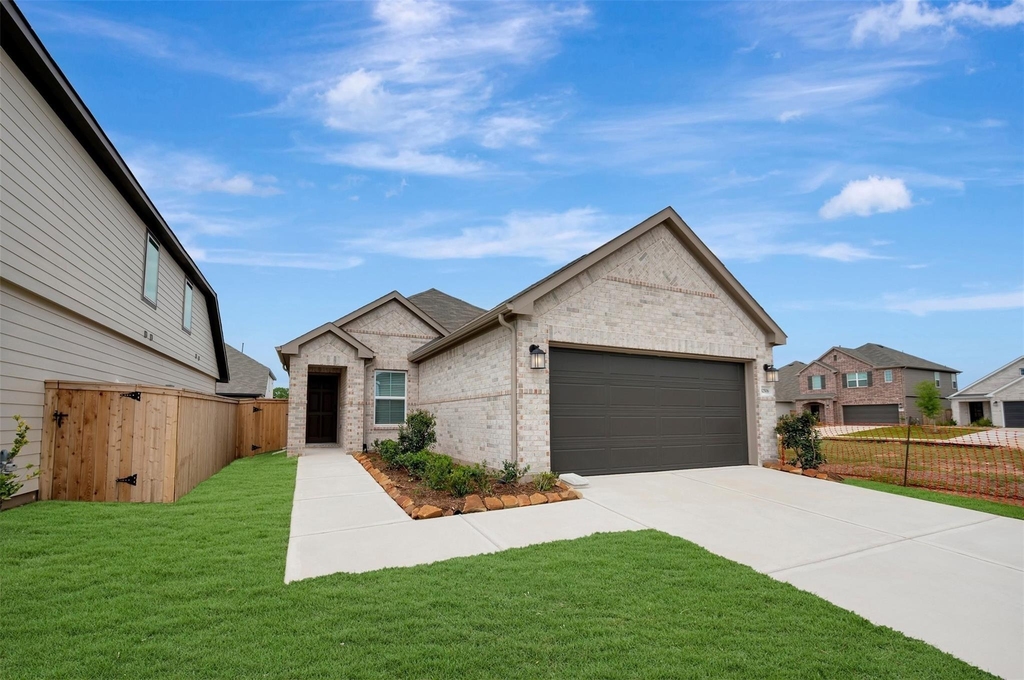 32506 Lantana Fields Road - Photo 2