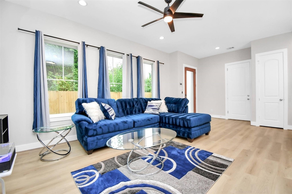 5718 Beall Street - Photo 1