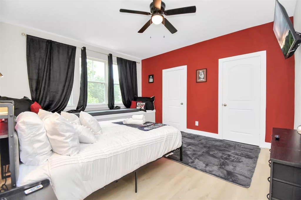 5718 Beall Street - Photo 4