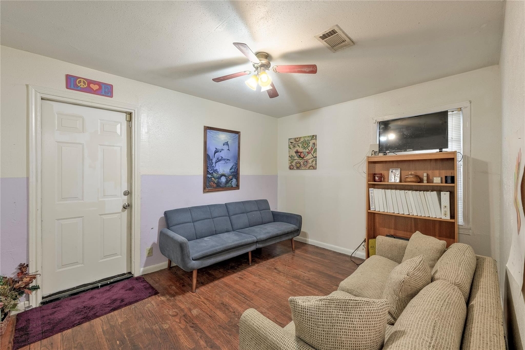 3627 Thistle Street - Photo 8