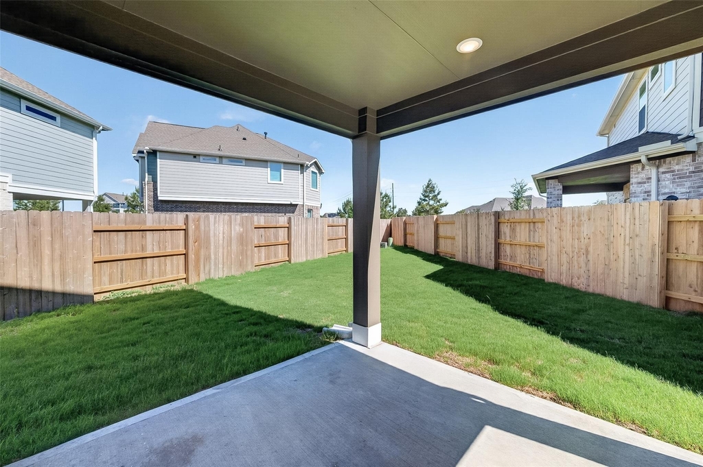 24011 Breezy Bank Trail - Photo 38