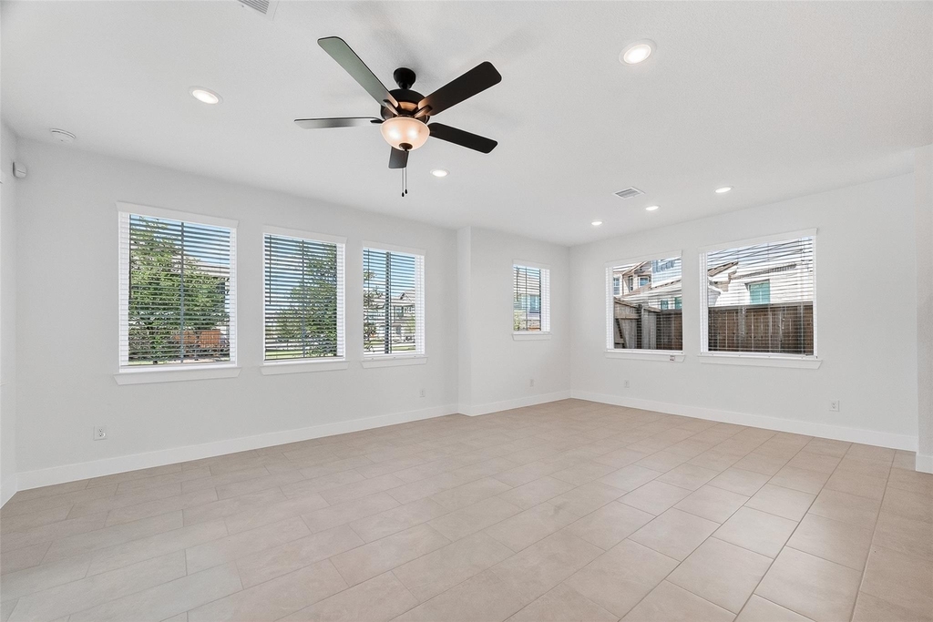 24011 Breezy Bank Trail - Photo 7