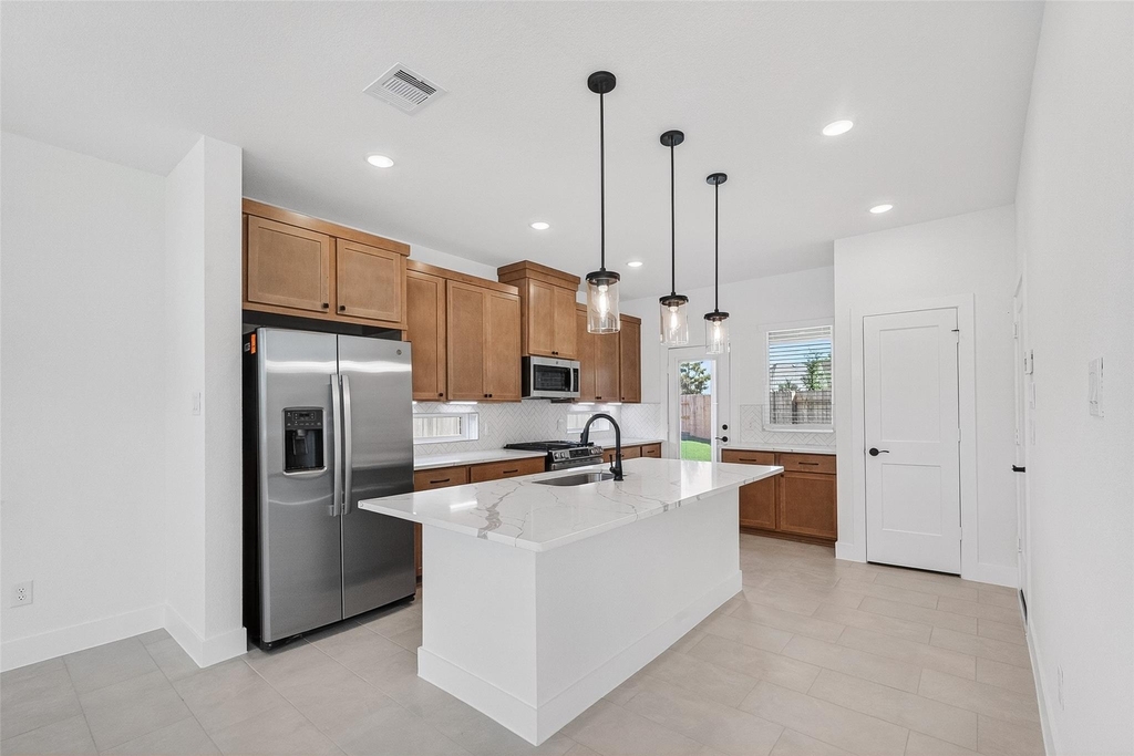 24011 Breezy Bank Trail - Photo 8