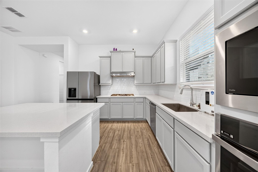 21622 Laggan Cliff Lane - Photo 21