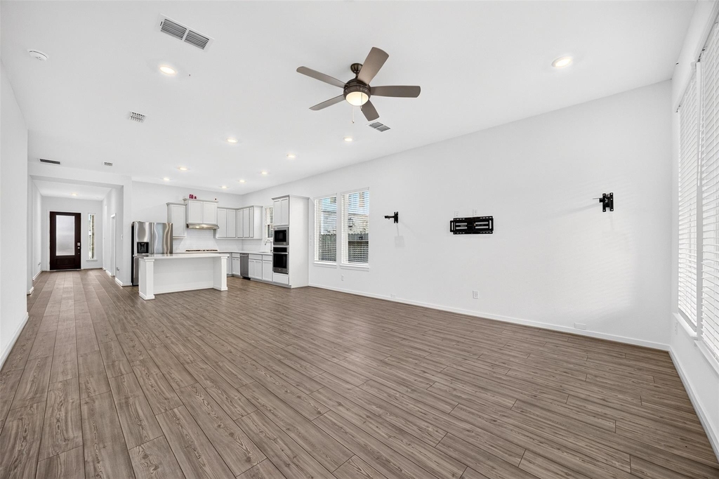21622 Laggan Cliff Lane - Photo 13