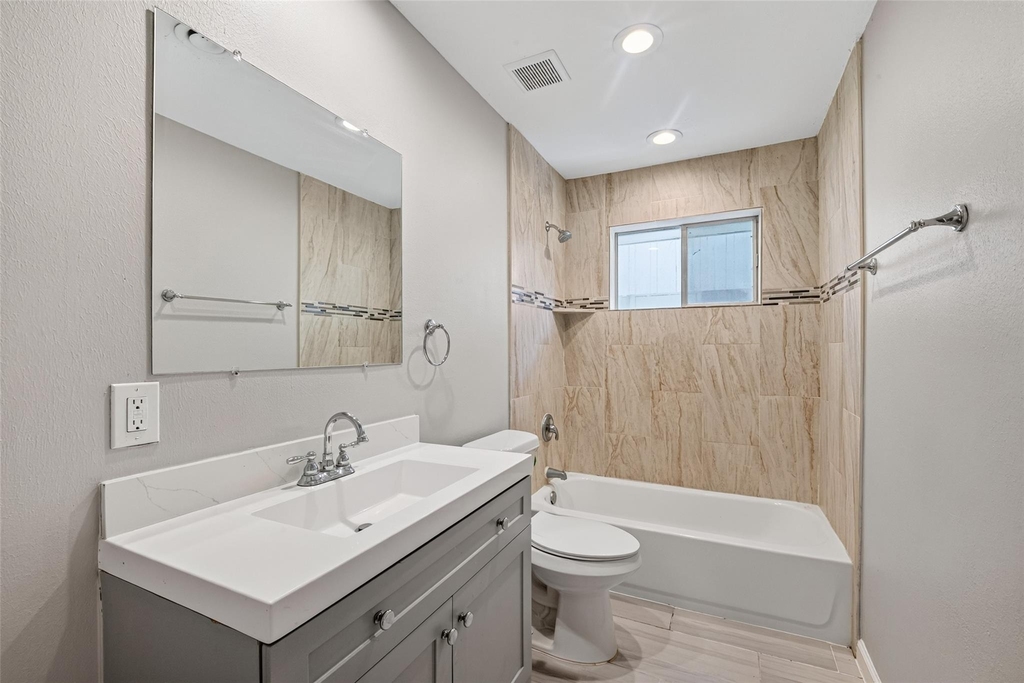 7607 Tanager Street - Photo 12