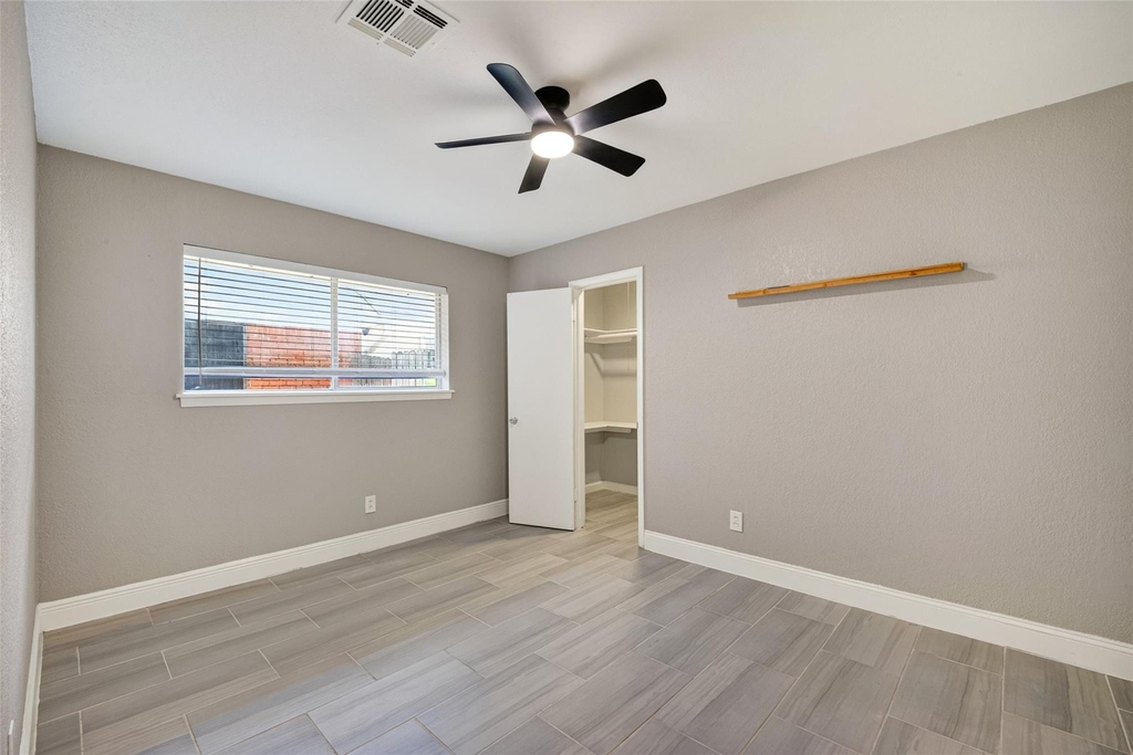 7607 Tanager Street - Photo 10