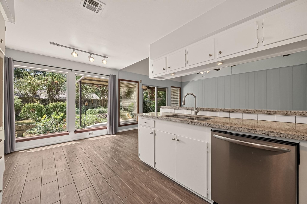 10039 Warwana - Photo 18
