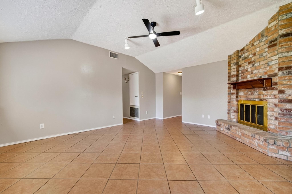 14002 Kathi Lynn Lane - Photo 4