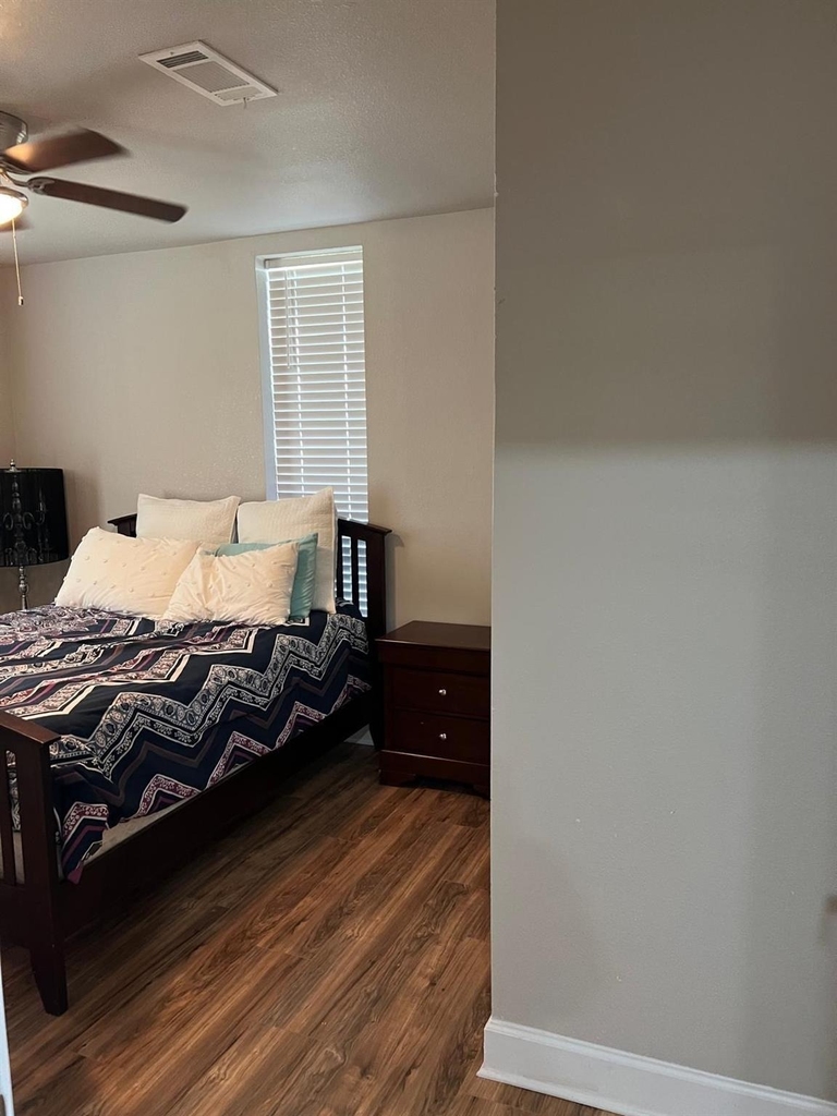 1098 Pecan Valley Drive - Photo 4