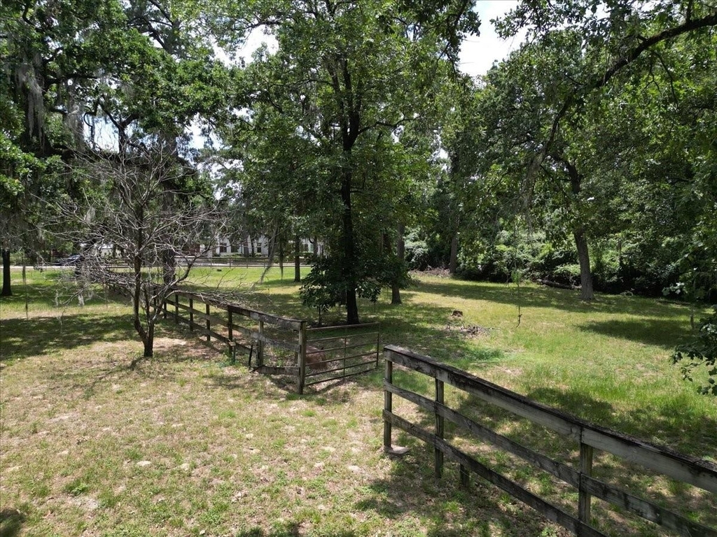 9502 Rolling Oaks Drive - Photo 37