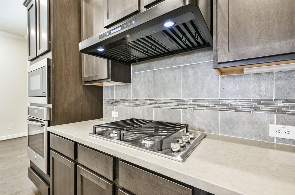 1504 Peyton Oaks Place - Photo 20