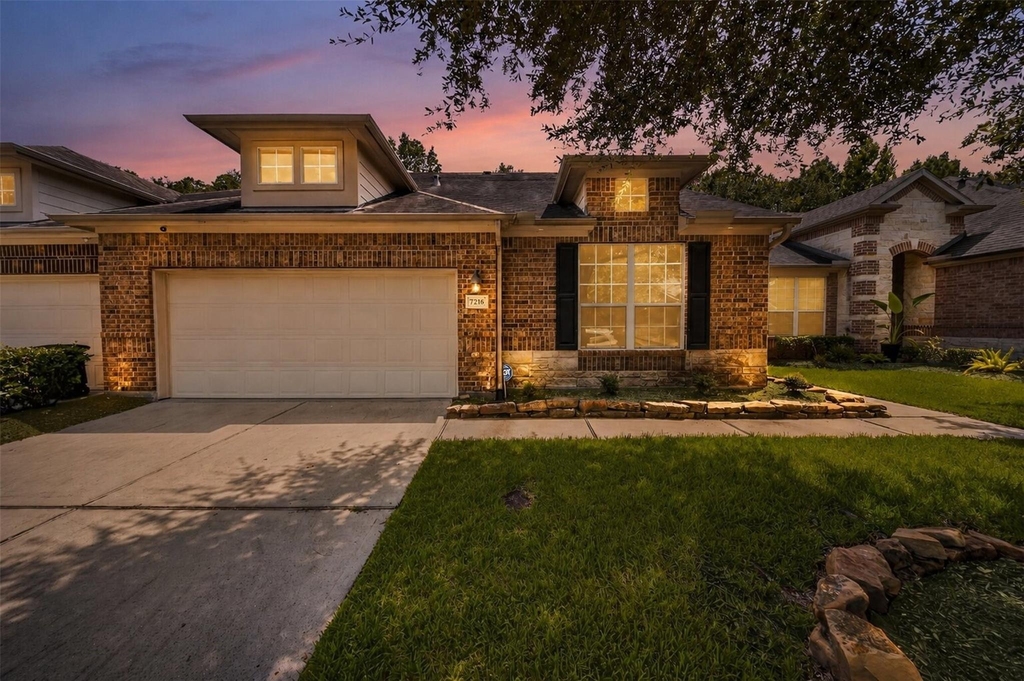 7216 S Boulder Cliff Lane - Photo 1