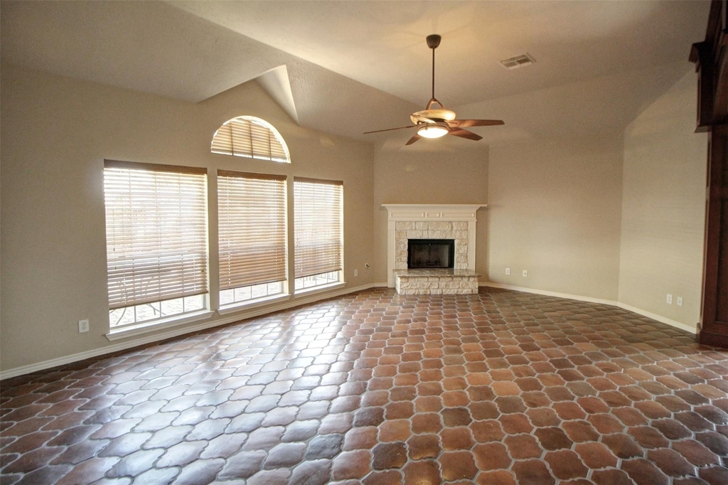 19014 Canyon Frost Drive - Photo 4