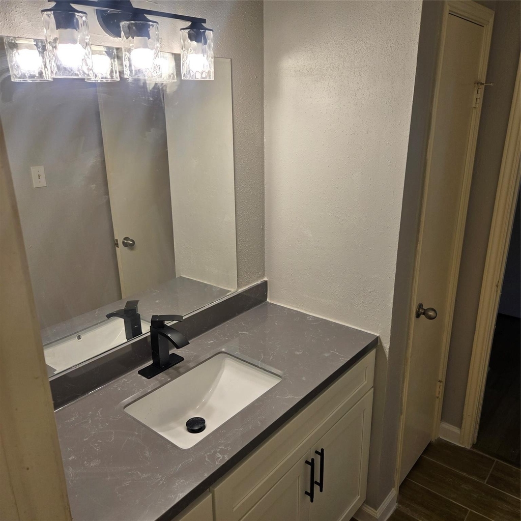 3046 Mosby Drive - Photo 9